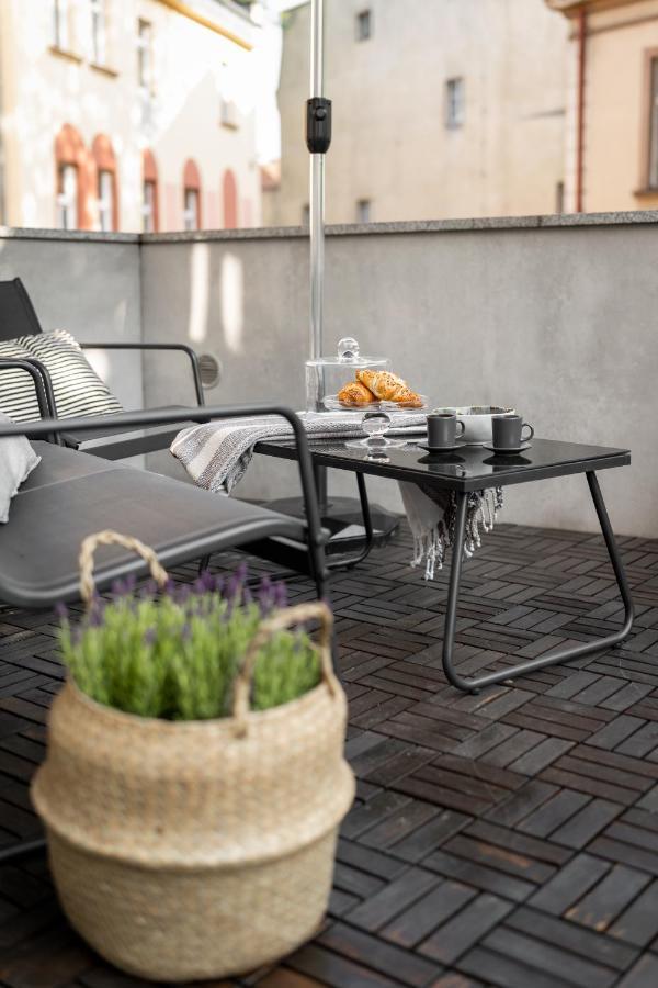 Central Apartamenty Jelenia Gora Exterior photo